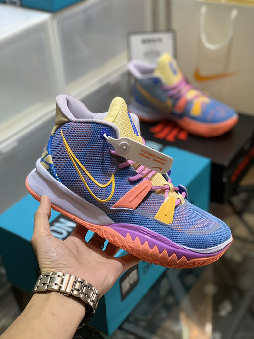 秋冬特惠💰390 Nk Kvrie 7 凯里·欧文7 实战篮球鞋 商品图0