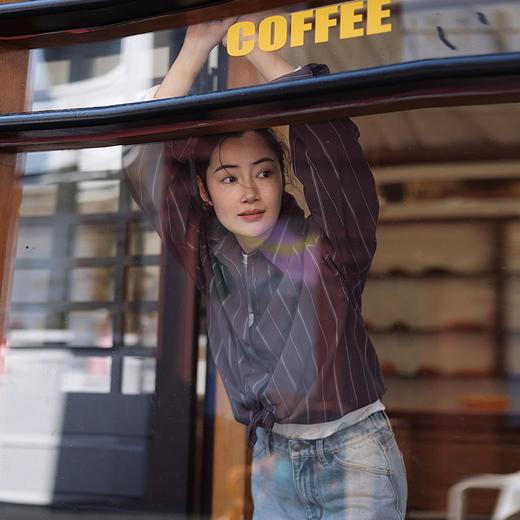 绽放053朵/沙感长绒棉盐缩条纹鱼骨设计长袖衬衫女春新款百搭上衣 商品图1