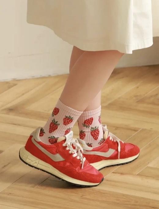 二店y 【发四双】Tabi*门店在售款！出日本订单！“爱马仕”级品质 冬甜系草莓袜 商品图3