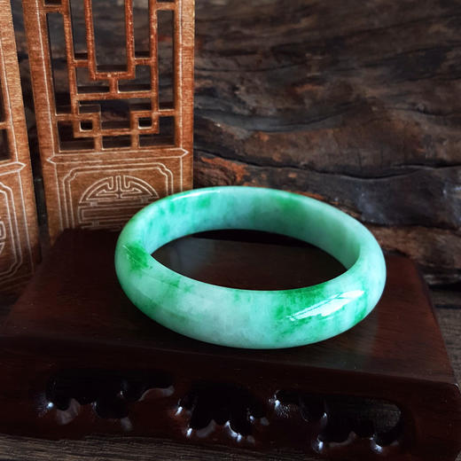 【天然正品】A货翡翠天然收藏级正桩细腻细豆种55.5号飘辣阳绿翡翠手镯55.5号（皆取最大值）131125AH09 商品图5