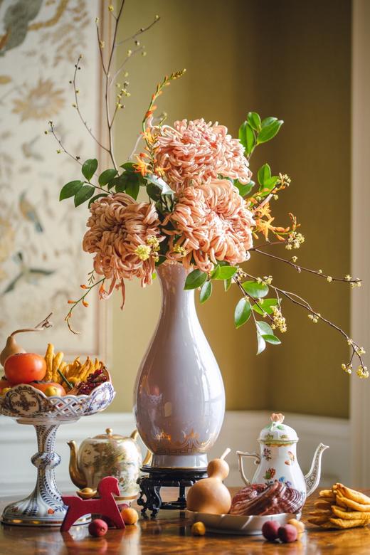 独角鹿西洋古董1875-1876年代法国御窑塞弗尔签名出品手绘描金阿拉伯花卉纹装饰粉紫变色釉瓷花瓶一对 商品图1