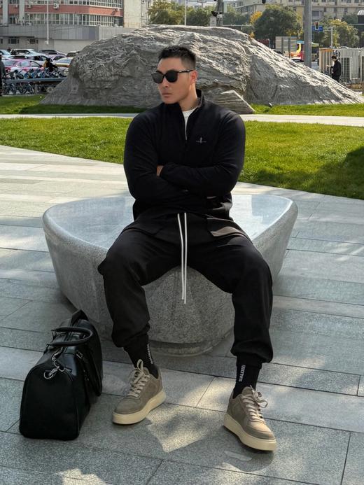 点此购买 比音勒芬春秋季男士半拉立领抓绒T恤 ss 340805 商品图9