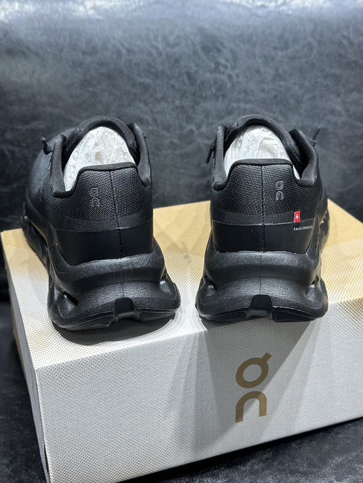 春季特惠💰320 欧版 出货 昂跑 tilt 海外楦头大脚掌 商品图2