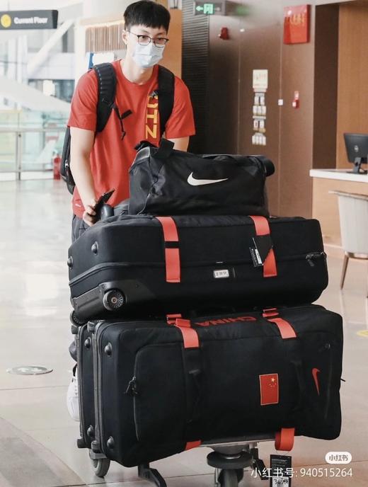 超大，越南回货！！正品订单！！耐克赞助版！！中国男篮 男足和田径国家队运动员同款训练包！！球员版！ Nike 耐克60L  赞助版训练包 商品图2