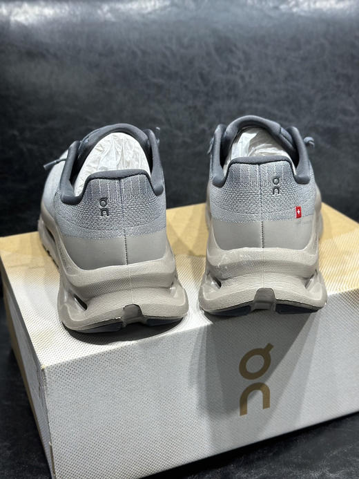 春季特惠💰320 欧版 出货 昂跑 tilt 海外楦头大脚掌 商品图2