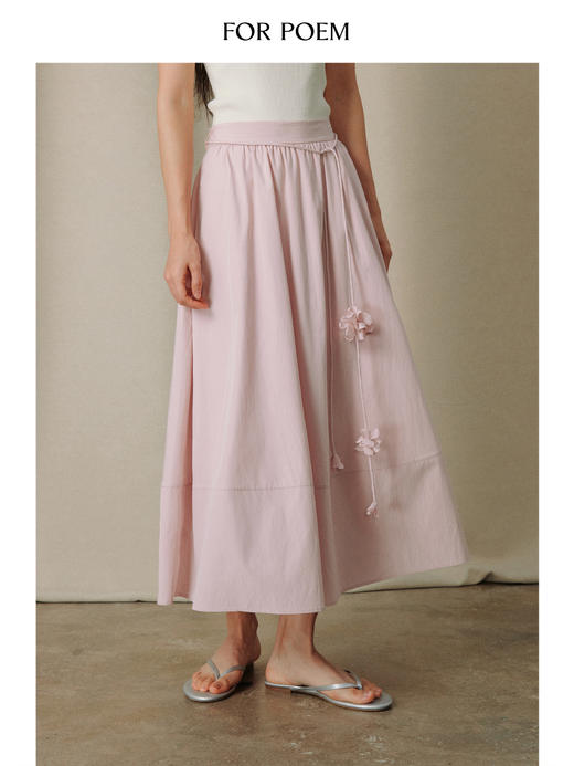 ForPoem 26/SS 原创设计通勤系列简约立体花系带长裙半身裙 商品图0