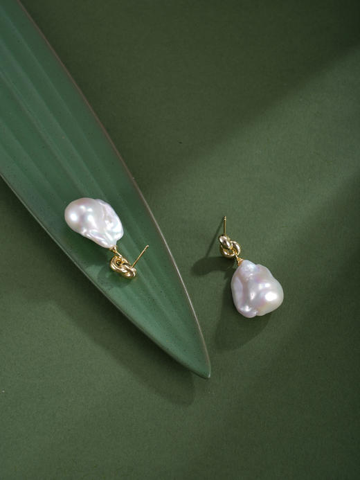 子佩集【月潮共鸣】银S925珍珠惜王妃耳钉【EM3004-XF】巴洛克镀金扣环2602 商品图4