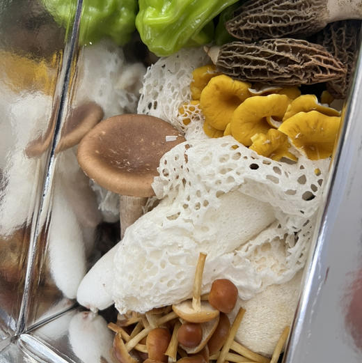 【提前一天预定】新鲜菌菇组合 商品图1