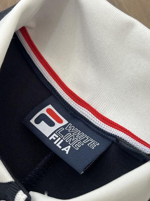 点此购买 斐乐春季女士针织POLO领连衣裙 HGN 340792 商品图12