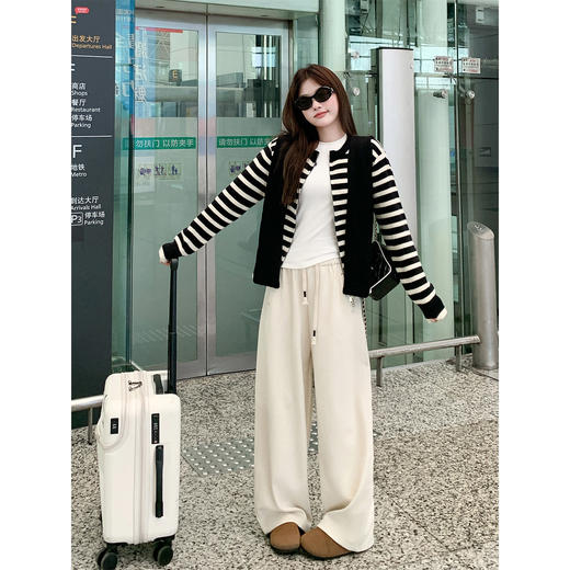 <曾小咸推荐>3.2现货秒杀！微信超特价！韩系抽绳高腰直筒休闲裤（加绒） 日常199.99 立减110 秒杀89.99！ 商品图3