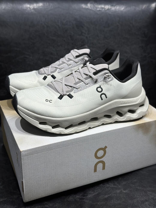 春季特惠💰320 欧版 出货 昂跑 tilt 海外楦头大脚掌 商品图0