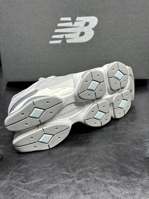 春季特惠💰360 新百伦New Balance NB 9060 潮流复古 减震防滑耐磨 低帮 运动休闲鞋 男女同款 商品图5