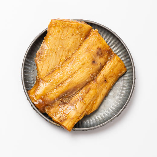 【越嚼越香❗️大片牛板筋手】牛板筋经过精准炖煮，保留弹韧嚼劲，咀嚼时肉香与香料香层层释放，耐嚼不柴，可作为下酒菜追剧零食下午茶解饿QQ 商品图4