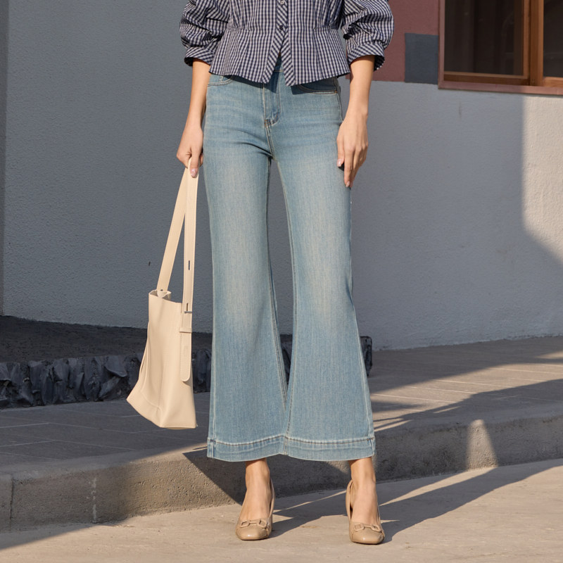 半身缘女裤 春季亲肤透气舒适百搭显高微喇牛仔裤261202M30120194