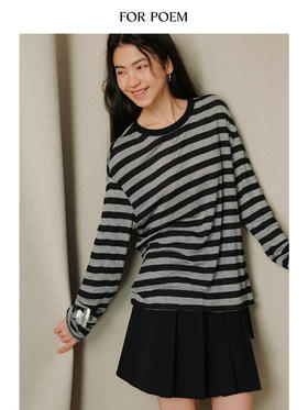 ForPoem 26/SS 原创设计灰黑条纹花朵烫金T恤