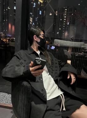 点此购买 LV路易威登春秋季男女款植绒工装衬衫外套 lhy 340782