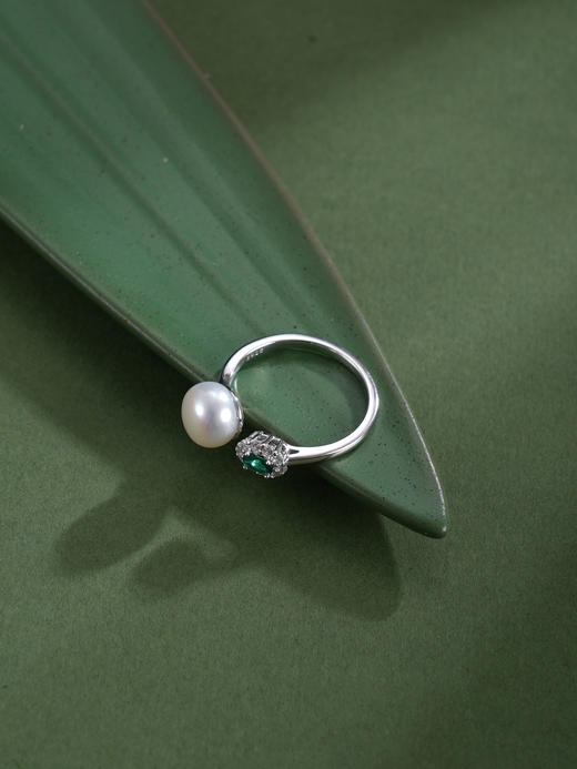 子佩集【光华岁月】银S925珍珠惜王妃戒指【RM0507-XF】绿椭圆2602 商品图6