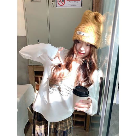 <曾小咸推荐>2.26现货秒杀 ！微信超特价！韩系字母小狗印花白色长袖t恤 日常129.99 立减70 秒杀59.99！ 商品图4