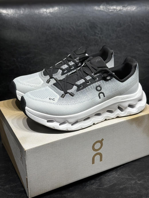 春季特惠💰320 欧版 出货 昂跑 tilt 海外楦头大脚掌 商品图0