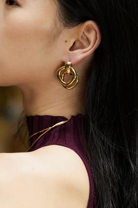 “淡人”如何用一对耳环秒变“浓人”⁉️