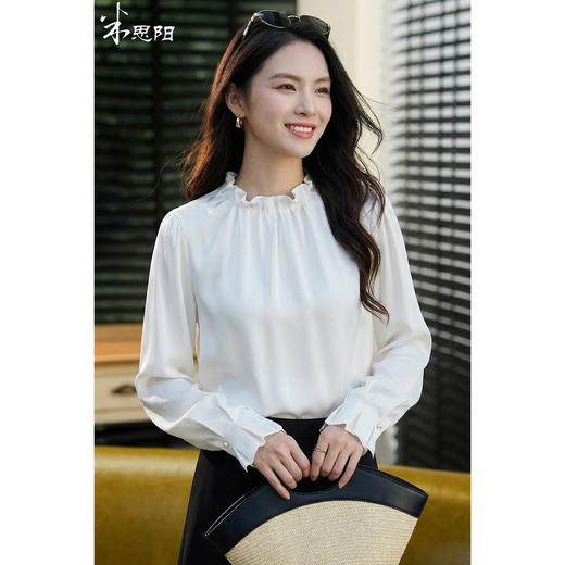 「云柔花瓣领白衬衫」云感垂顺 轻盈透气 优雅温柔 法式复古风白衬衫减龄花瓣领长袖直筒OL优雅上衣女4239 商品图0