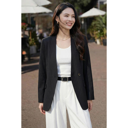 米思阳2026春季新款气质复古竖条纹西装v领一粒扣职场外套女0166 商品图1