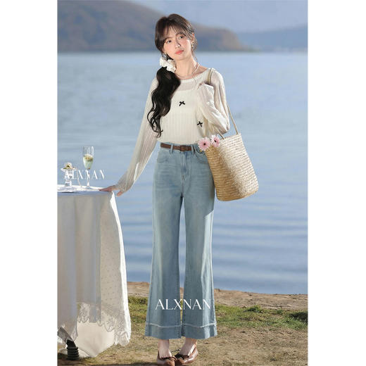 鹿向南「牛仔诗篇」蓝色微喇直筒牛仔裤女春季新款高腰显瘦长裤子 商品图1