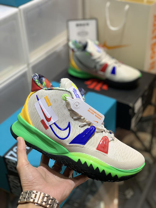 秋冬特惠💰390 Nk Kvrie 7 凯里·欧文7 实战篮球鞋 商品图0