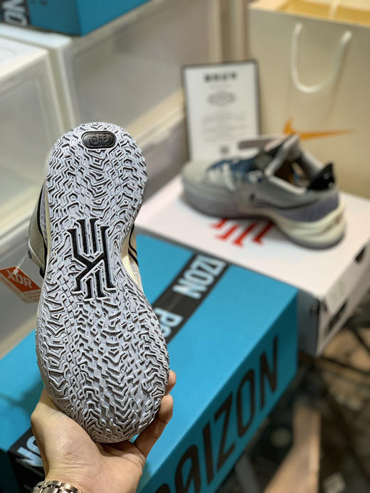 春季特惠💰360 Nk Kvrie 4 凯里·欧文4 实战篮球鞋 商品图8