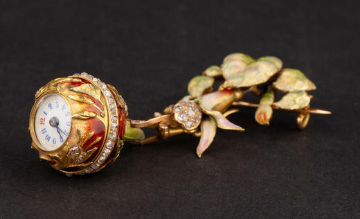 独角鹿西洋古董19世纪晚期瑞士出品黄金镶嵌钻石苹果主题珐琅表盘怀表及胸针 商品图4