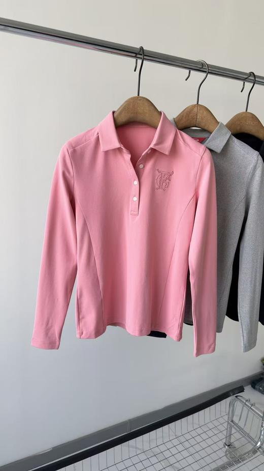 26春款，FA N纯原单女款打底衫，纯原单货，韩国🇰🇷客供面料，有弹力，舒服透气有质感！胸前立体刺绣🪡，拼接设计，立体裁剪，显瘦！经典POLO领，百搭！ 商品图1