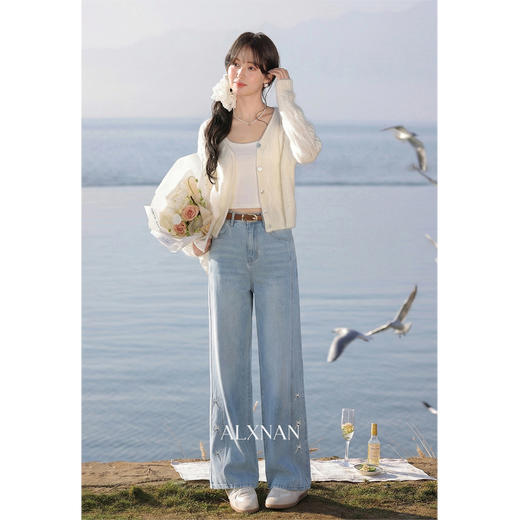 鹿向南「春日序章」蓝色直筒牛仔裤女春季蝴蝶结绣花显瘦高腰长裤 商品图4