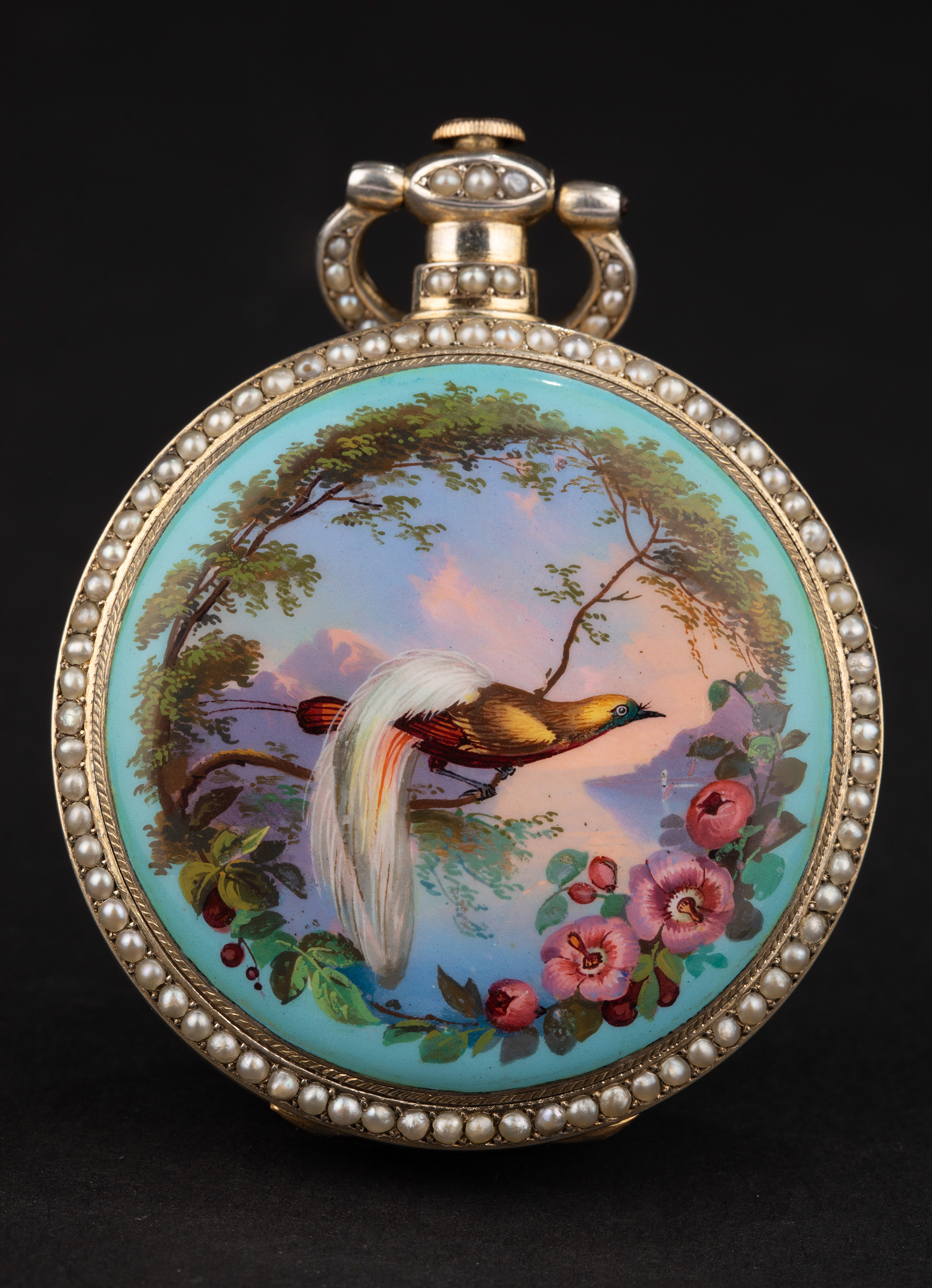 独角鹿西洋古董19世纪中期瑞士播威工坊出品银鎏金精雕装饰珐琅表盘镶嵌珍珠中央秒针跳秒擒纵怀表