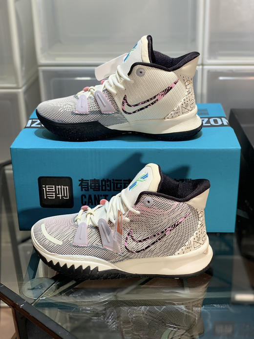 秋冬特惠💰390 Nk Kvrie 7 凯里·欧文7 实战篮球鞋 商品图3