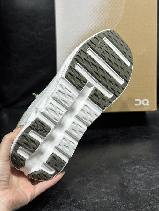 春季特惠💰320 欧版 出货 昂跑 tilt 海外楦头大脚掌 商品图5