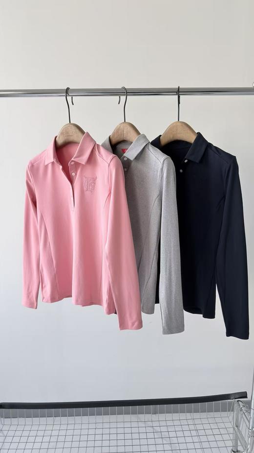 26春款，FA N纯原单女款打底衫，纯原单货，韩国🇰🇷客供面料，有弹力，舒服透气有质感！胸前立体刺绣🪡，拼接设计，立体裁剪，显瘦！经典POLO领，百搭！ 商品图0