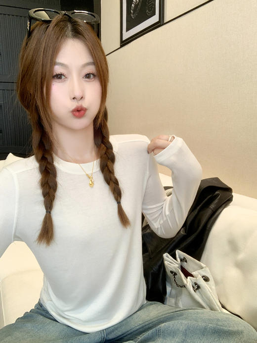 <曾小咸推荐>2.28现货秒杀！微信超特价！米白长袖 日常119.99 立减70 秒杀49.99！藏蓝色牛仔外套 秒杀109.99！ 商品图1