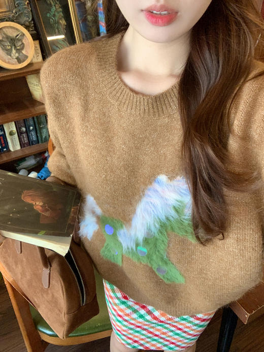 <曾小咸推荐>2.27现货秒杀 ！微信超特价！韩系植绒复古咖色毛衣 日常219.99 立减130 秒杀89.99！ 商品图6