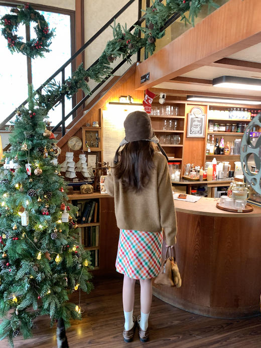 <曾小咸推荐>2.27现货秒杀 ！微信超特价！韩系植绒复古咖色毛衣 日常219.99 立减130 秒杀89.99！ 商品图7