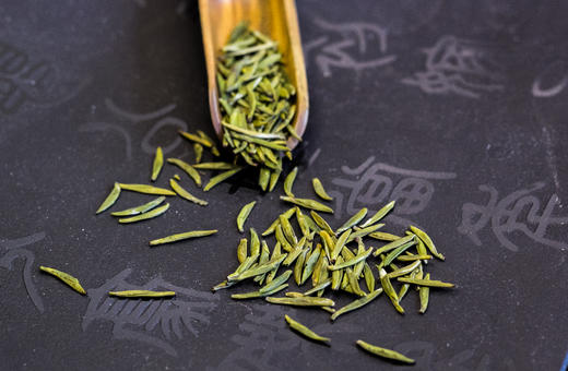 180g天府龙芽尊龙绿茶 商品图2