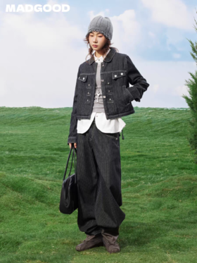 马得工地/MDGDWT211746/星星铆钉牛仔夹克