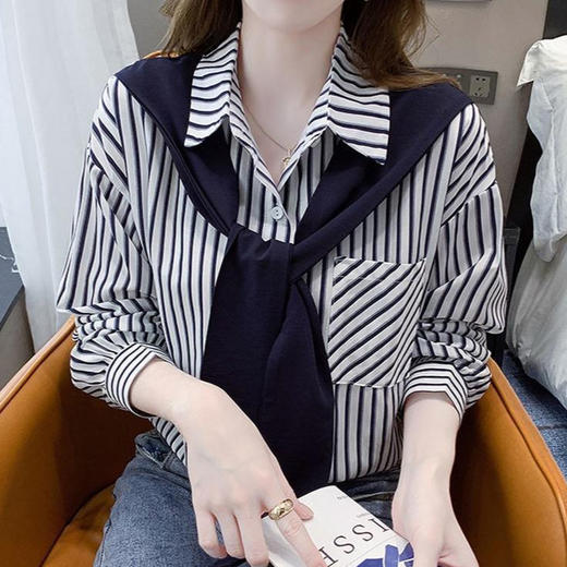 【韩版假两件披肩衬衫】春季 气质宽松显瘦衬衣 设计感条纹长袖女上衣  商品图1