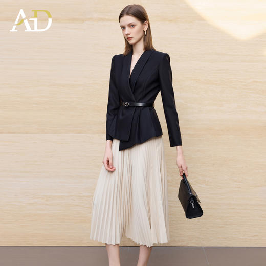 AD高端精致西装半裙两件套2026新款高级感超火减龄职场穿搭一整套 商品图3