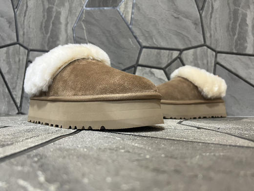 春季特惠💰350 UGG 廓形设计的 Tazzelle 塔茨勒便鞋 厚底懒人鞋 商品图5