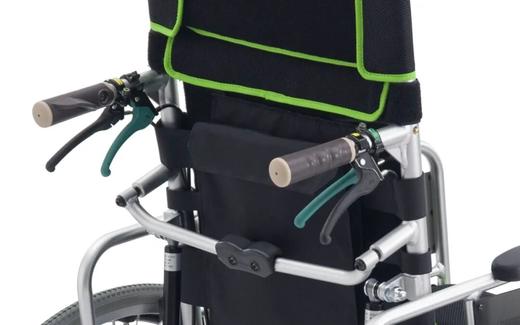 日本MIKI轮椅轻便折叠坐高扶手可调多功能老人专用代步轮椅 商品图2