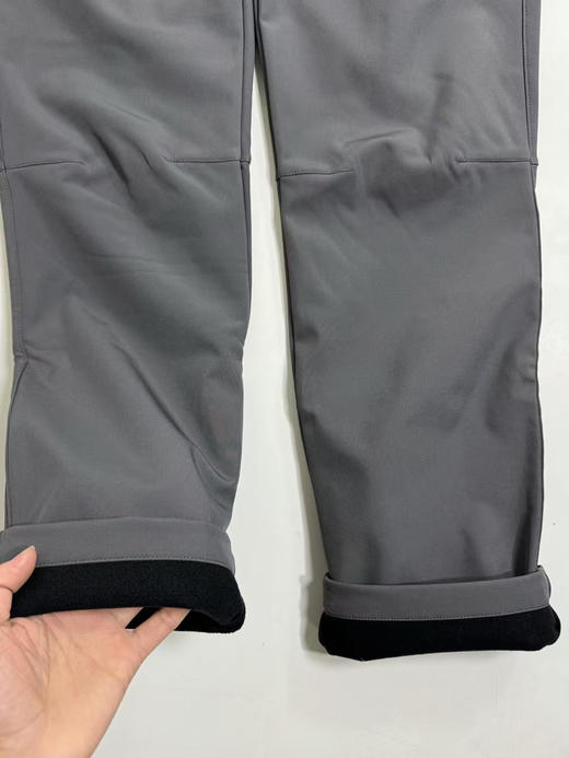 原单正品 MAMMUT猛犸象Clion红标软壳裤，定义户外保暖新境界！
黑色/灰色/军绿  S-XXL 商品图9