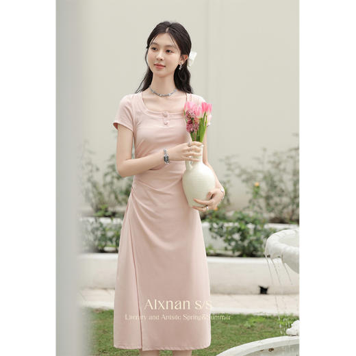 鹿向南「草莓生巧」粉色短袖连衣裙2026新款女夏季法式气质长裙子 商品图3