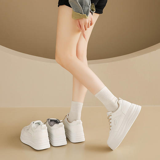 MZT 【春款厚底小白鞋】跟高5.5cm左右，透气不闷脚，不臭脚，不磨脚、包裹性好，高颜值百搭!#L 商品图5