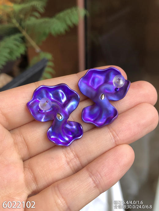 6022102，水滴耳坠。具体价格微信咨询 商品图6