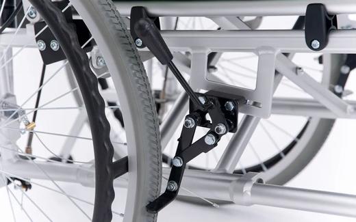 日本MIKI轮椅轻便折叠坐高扶手可调多功能老人专用代步轮椅 商品图10